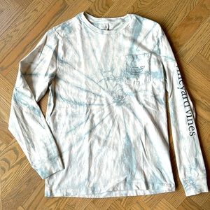 Boys Vineyard Vines Tie-Dye Long Sleeve, in size Large